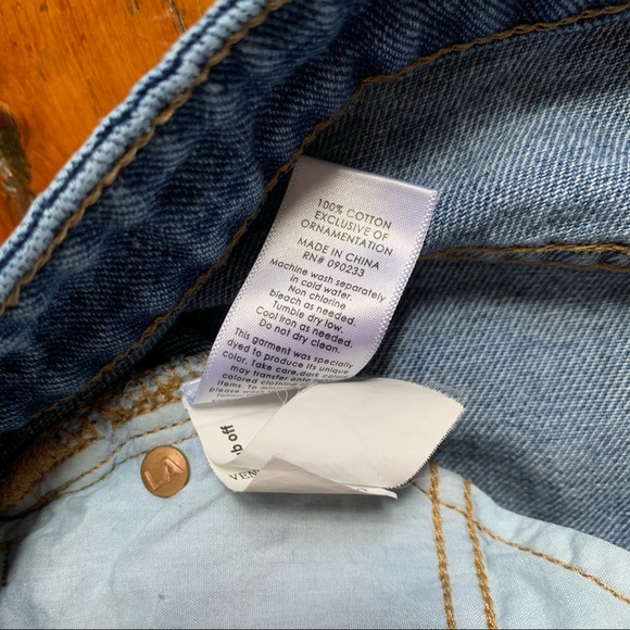 Gorgeous Embroidered Denim High Waisted Fray Skirt - Picture 7 of 14